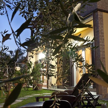 L'Ortobio Villa Sarzana Exteriör bild